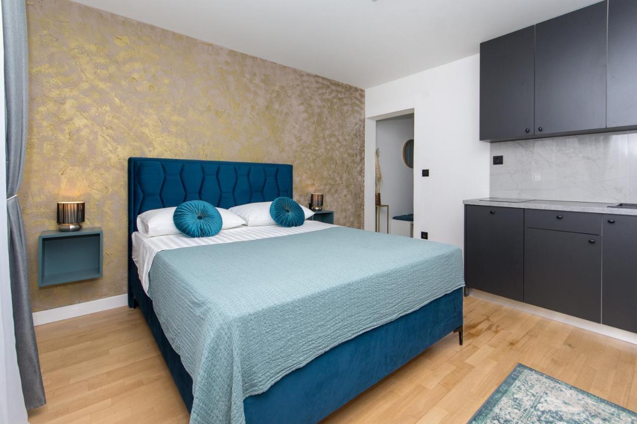Sapphire Studio Apartment With Free Private Parking Ragusa Esterno foto