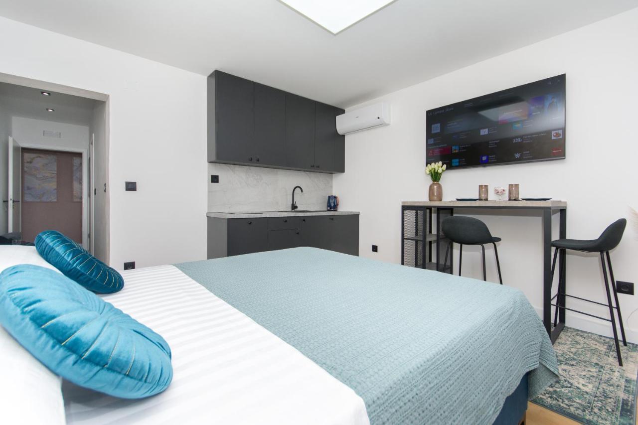 Sapphire Studio Apartment With Free Private Parking Ragusa Esterno foto