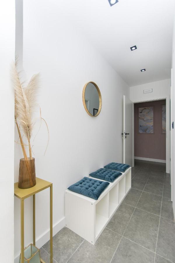 Sapphire Studio Apartment With Free Private Parking Ragusa Esterno foto