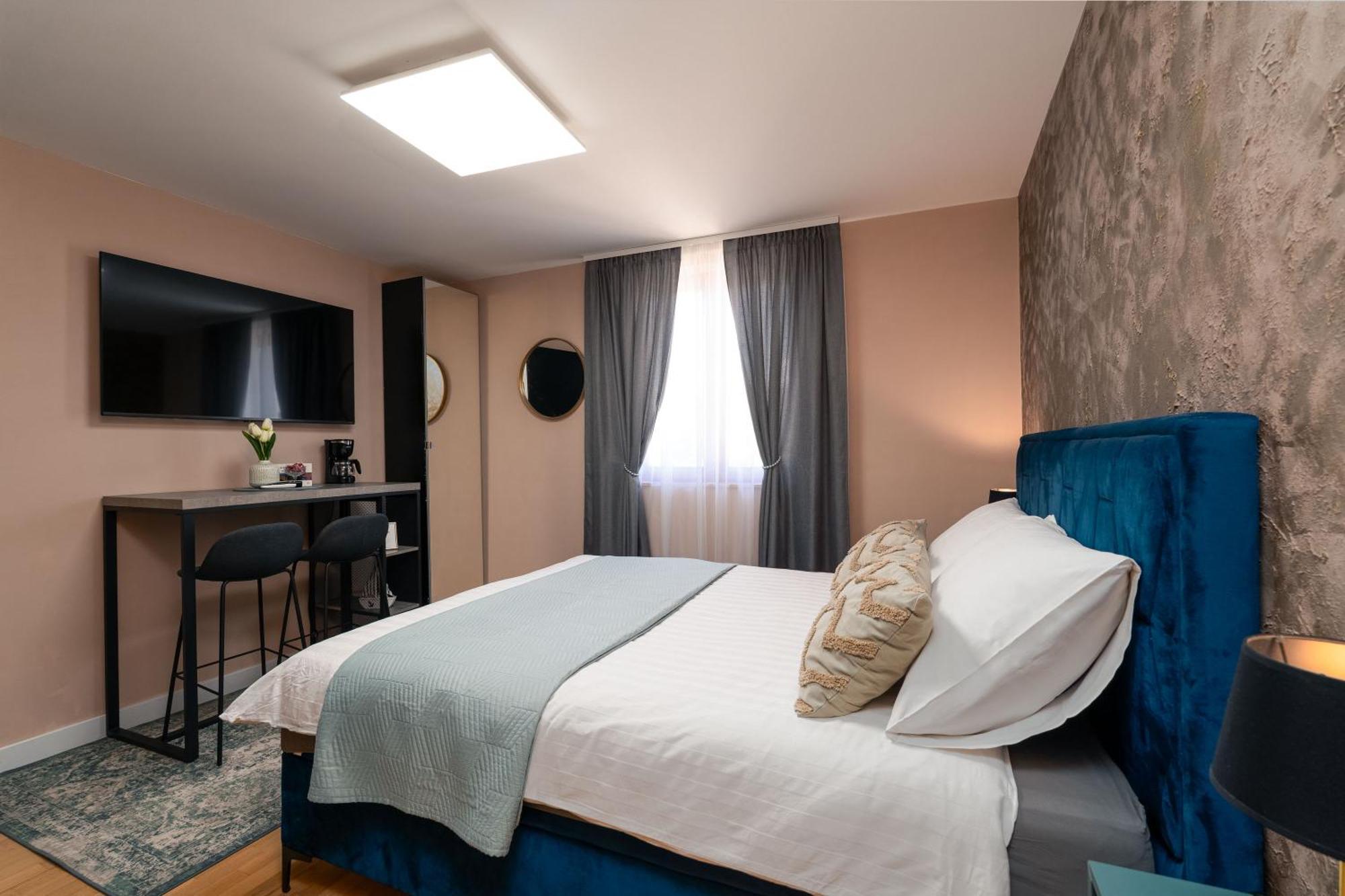 Sapphire Studio Apartment With Free Private Parking Ragusa Esterno foto