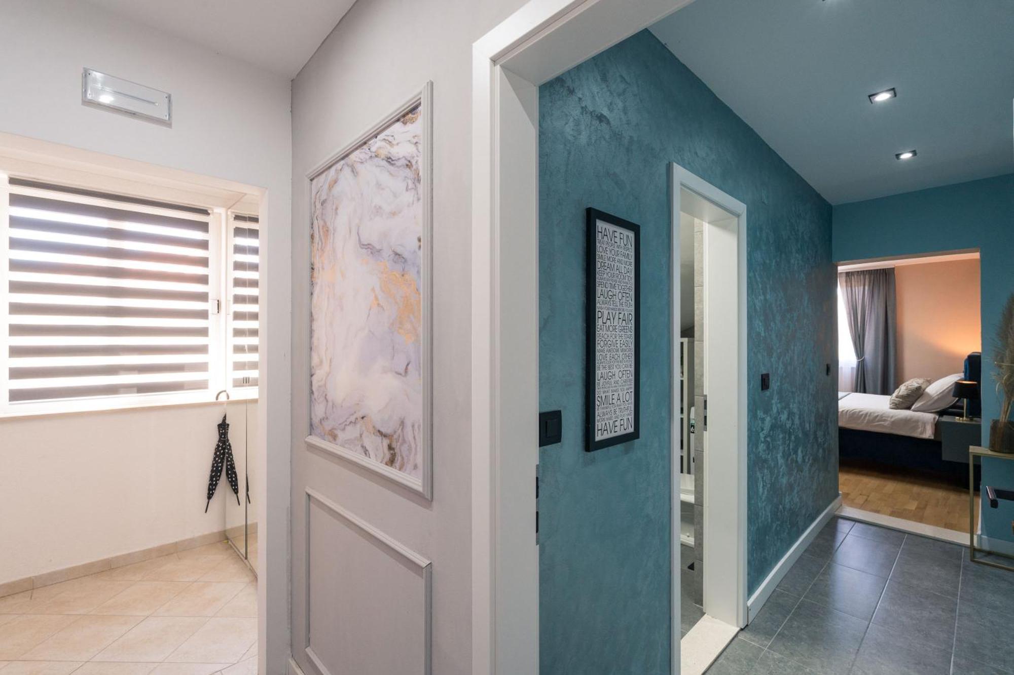 Sapphire Studio Apartment With Free Private Parking Ragusa Esterno foto